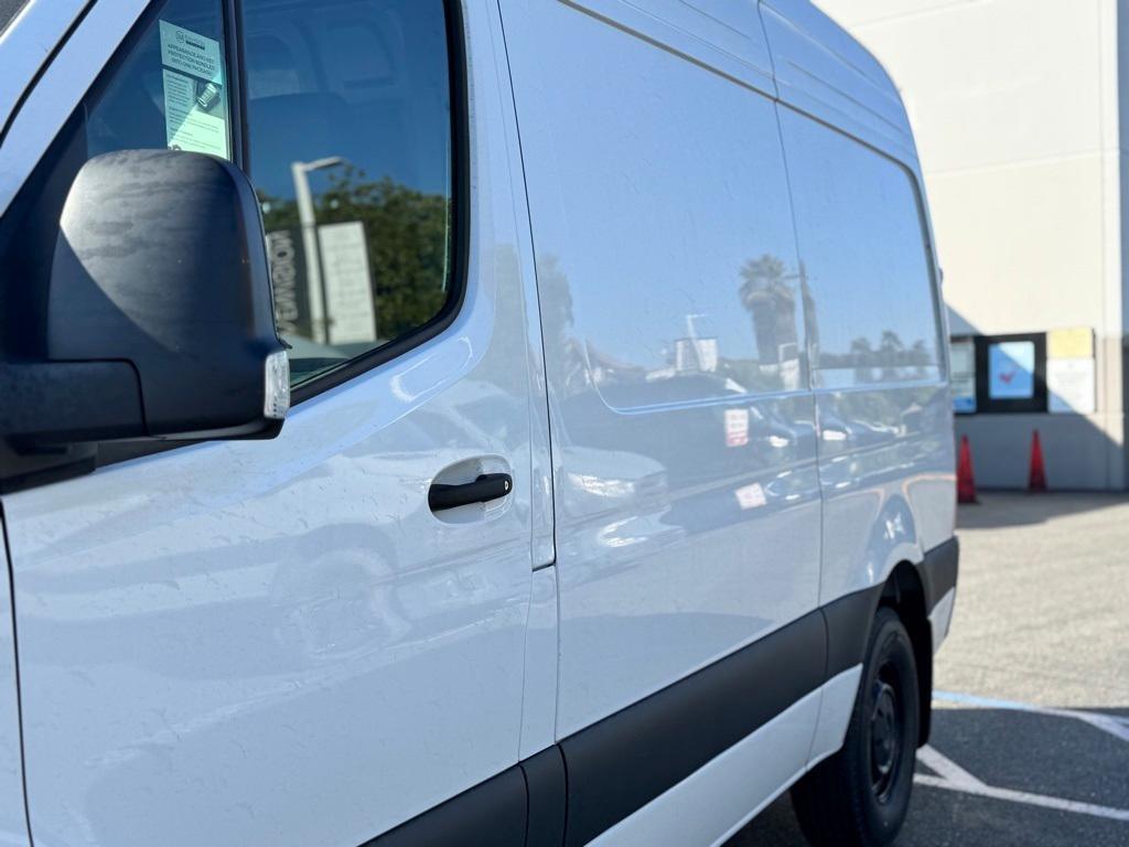 new 2025 Mercedes-Benz Sprinter 2500 car, priced at $70,394