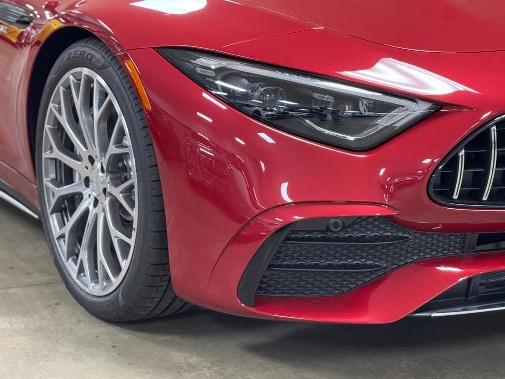 new 2025 Mercedes-Benz AMG SL 43 car, priced at $122,430