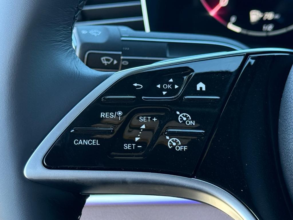 new 2026 Mercedes-Benz GLE 450 car, priced at $81,135