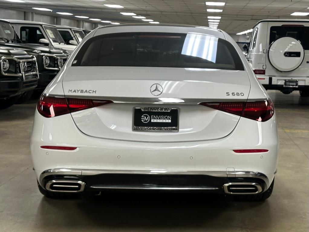 new 2024 Mercedes-Benz Maybach S 680 car, priced at $252,800