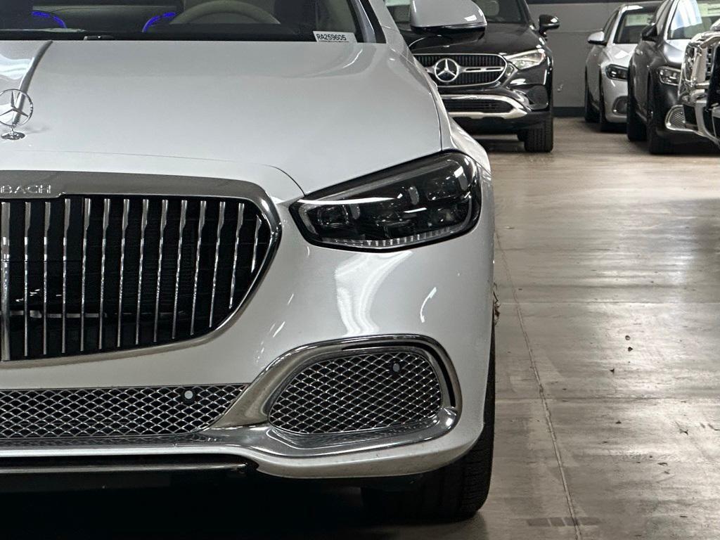 new 2024 Mercedes-Benz Maybach S 680 car, priced at $252,800