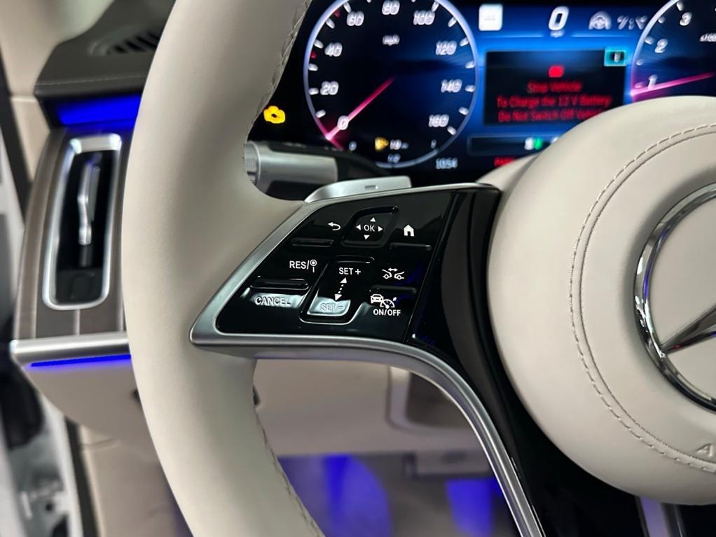 new 2024 Mercedes-Benz Maybach S 680 car, priced at $252,800