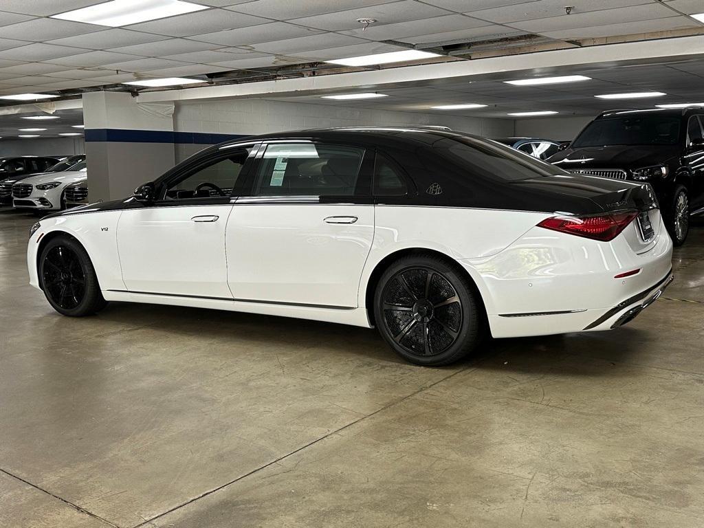 new 2024 Mercedes-Benz Maybach S 680 car, priced at $289,260