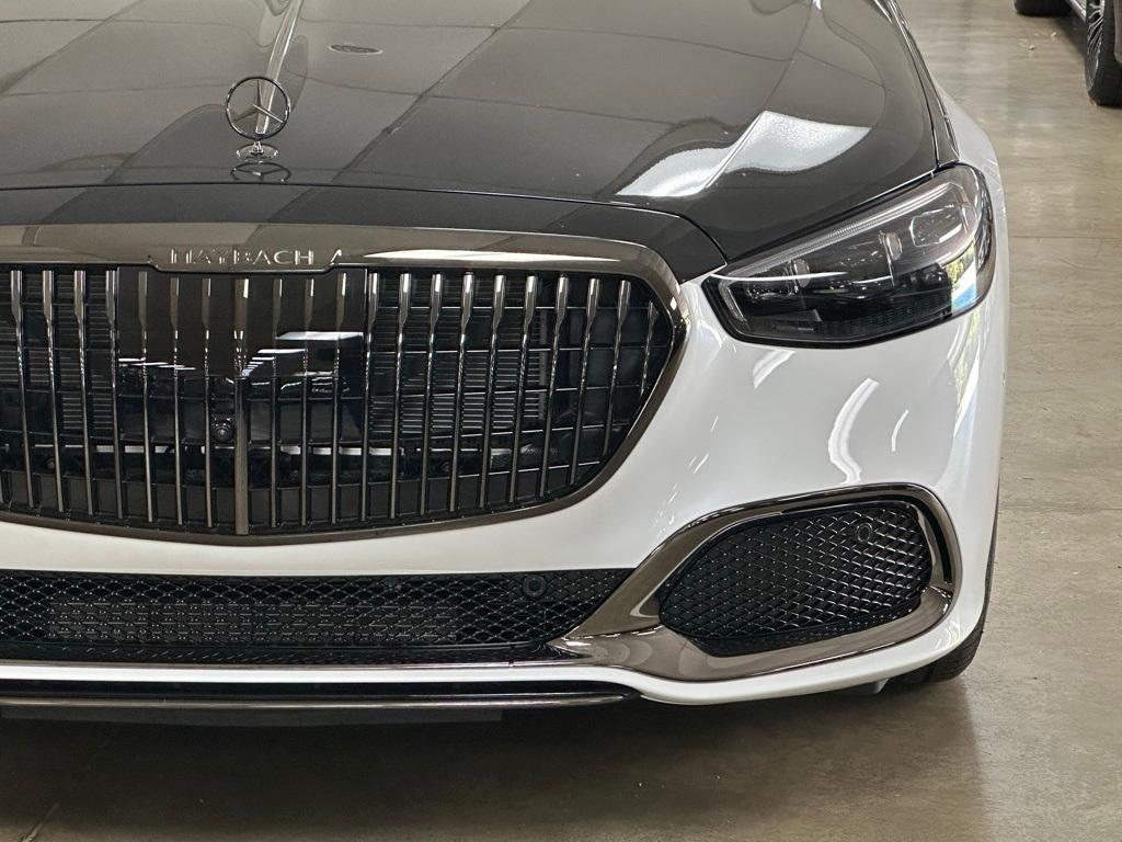 new 2024 Mercedes-Benz Maybach S 680 car, priced at $289,260