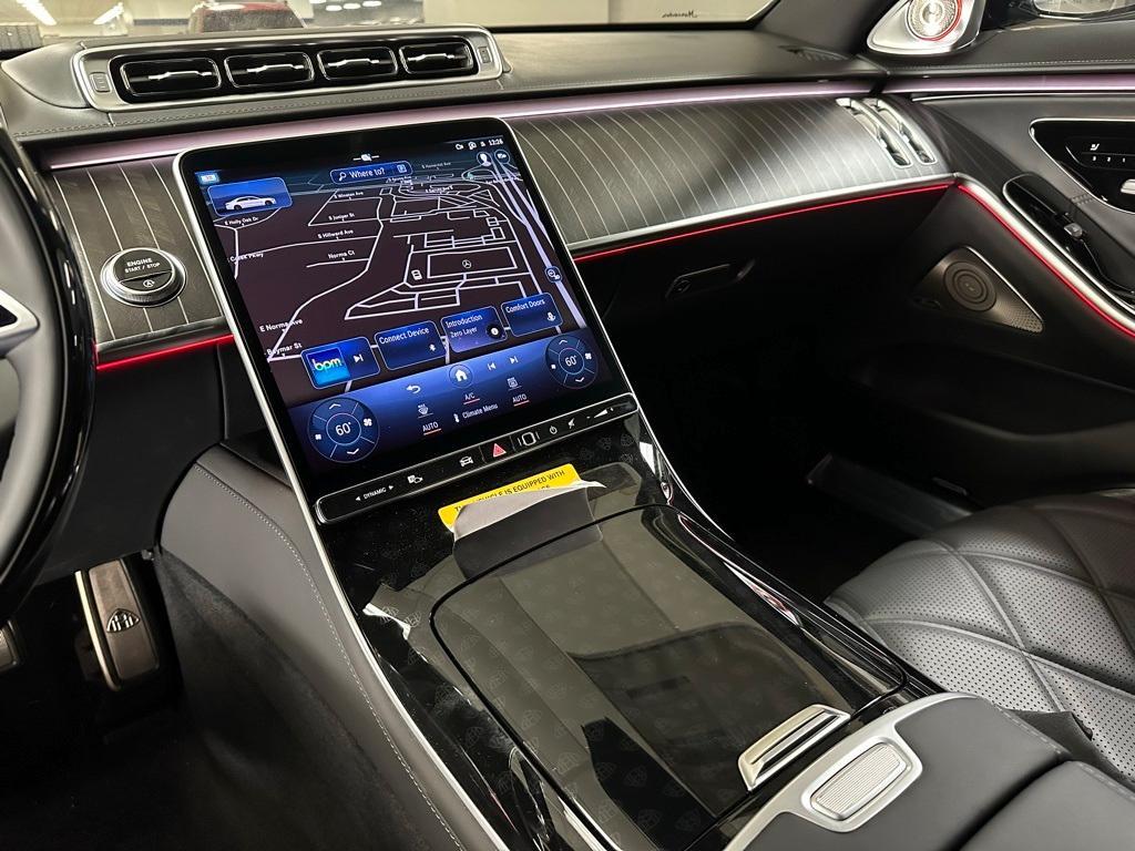 new 2024 Mercedes-Benz Maybach S 680 car, priced at $289,260