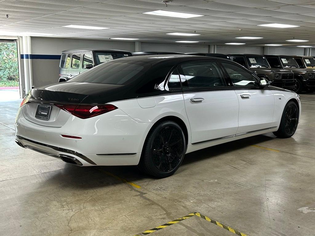 new 2024 Mercedes-Benz Maybach S 680 car, priced at $289,260