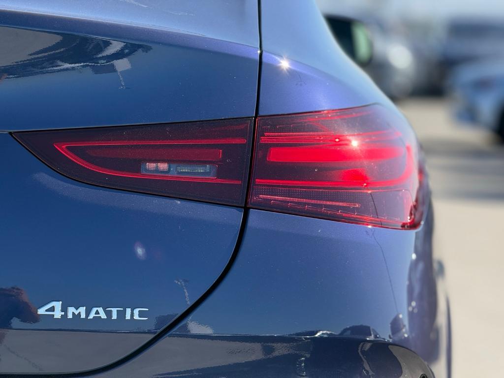 new 2026 Mercedes-Benz GLE 450 car, priced at $84,670