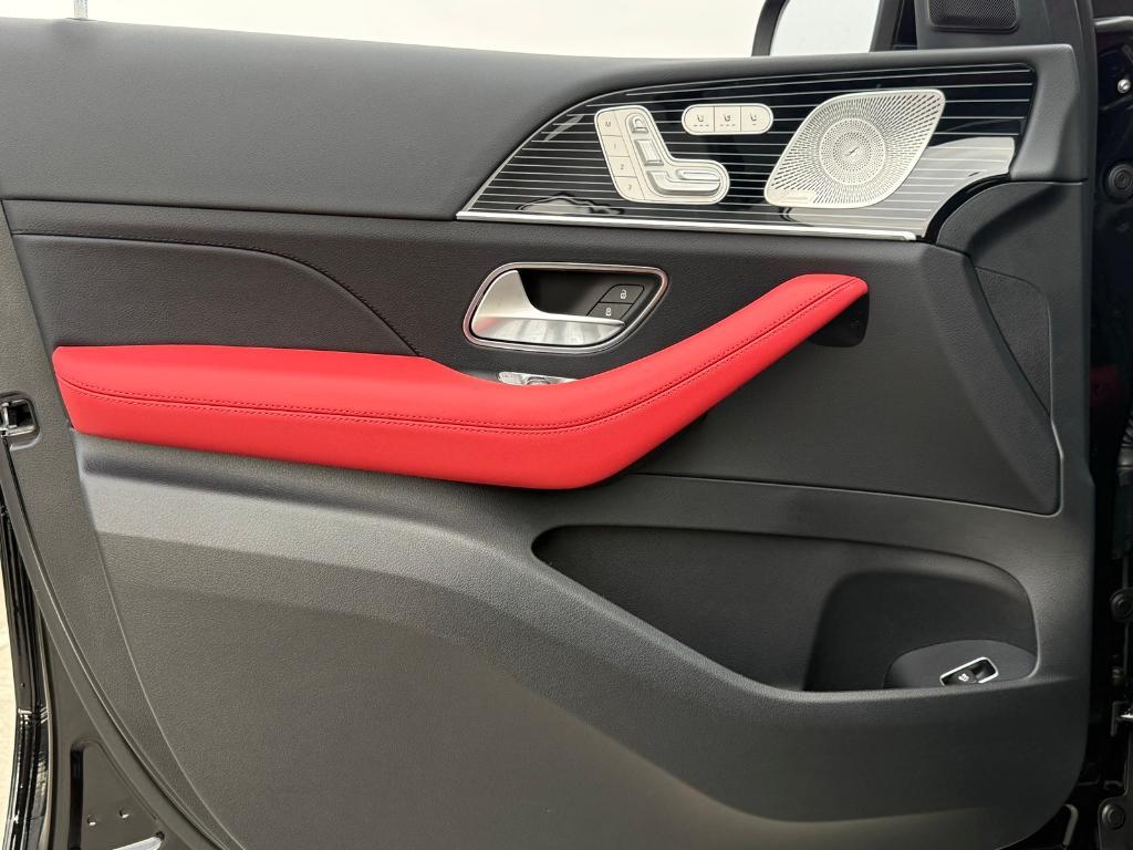 new 2026 Mercedes-Benz GLE 450 car, priced at $84,255