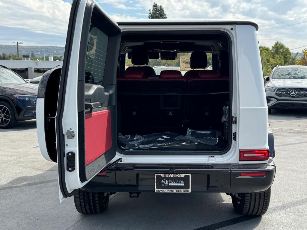 new 2025 Mercedes-Benz G-Class car, priced at $172,555