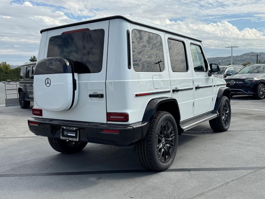 new 2025 Mercedes-Benz G-Class car, priced at $172,555