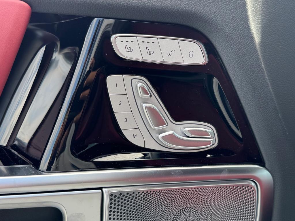 new 2025 Mercedes-Benz G-Class car, priced at $172,555