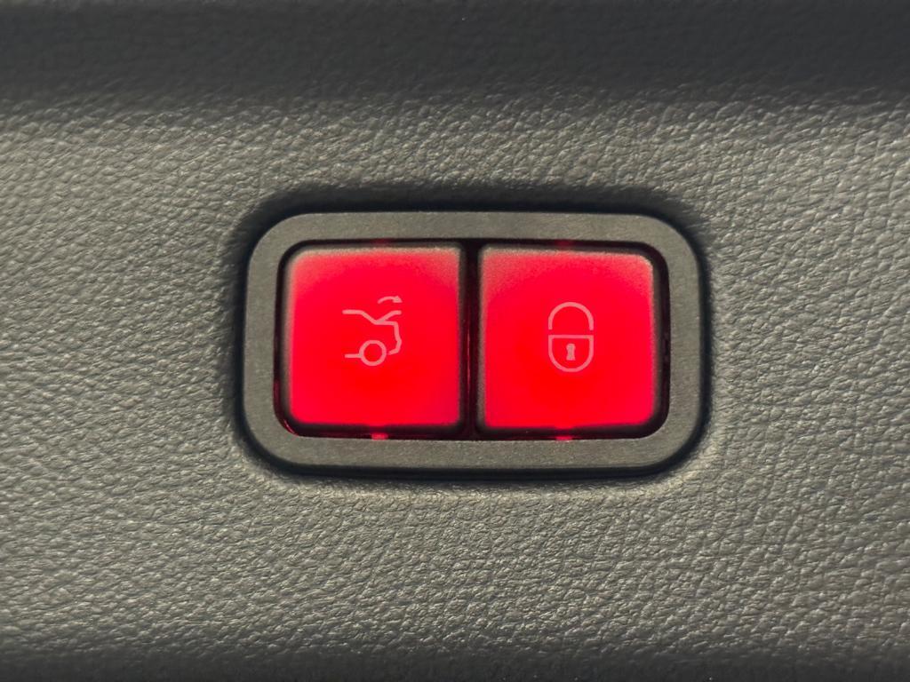 new 2024 Mercedes-Benz S-Class car, priced at $136,425