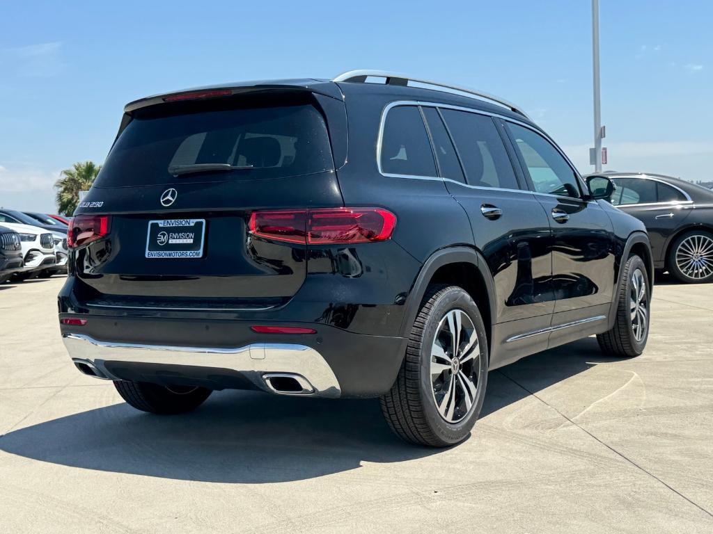 new 2026 Mercedes-Benz GLB 250 car, priced at $49,990