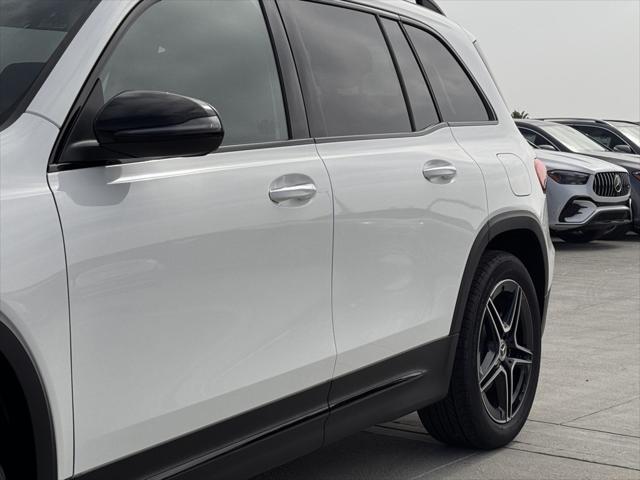 new 2024 Mercedes-Benz GLB 250 car, priced at $54,025