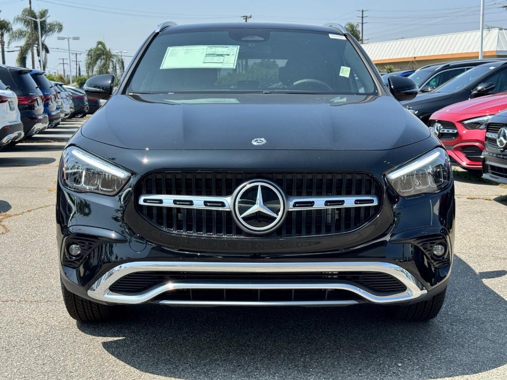 new 2025 Mercedes-Benz GLA 250 car, priced at $46,195