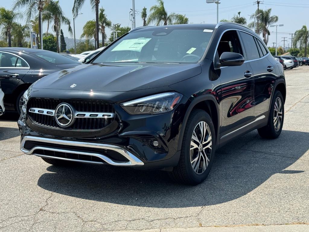 new 2025 Mercedes-Benz GLA 250 car, priced at $46,195