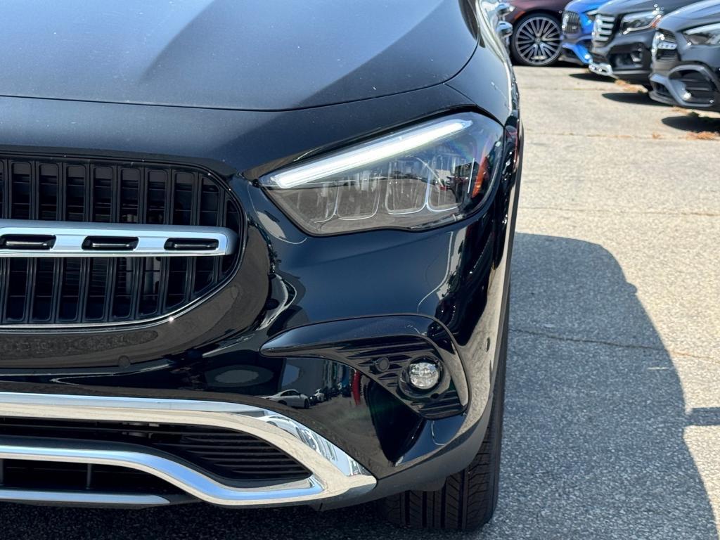 new 2025 Mercedes-Benz GLA 250 car, priced at $46,195