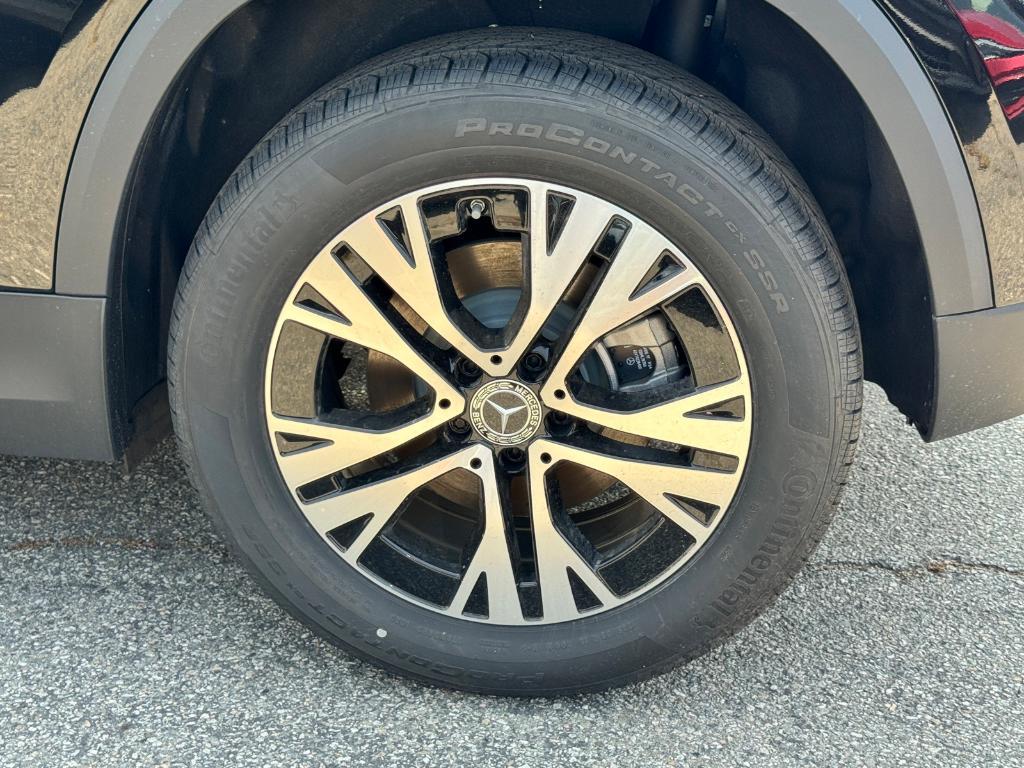 new 2025 Mercedes-Benz GLA 250 car, priced at $46,195