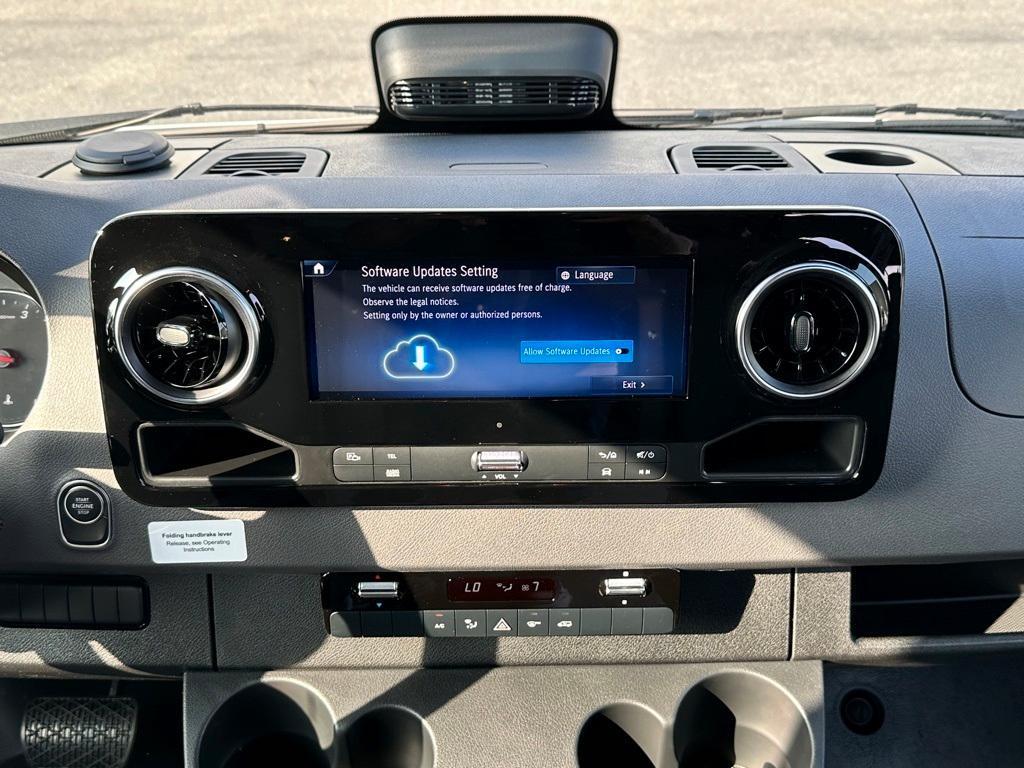 new 2025 Mercedes-Benz Sprinter 3500 car, priced at $76,977