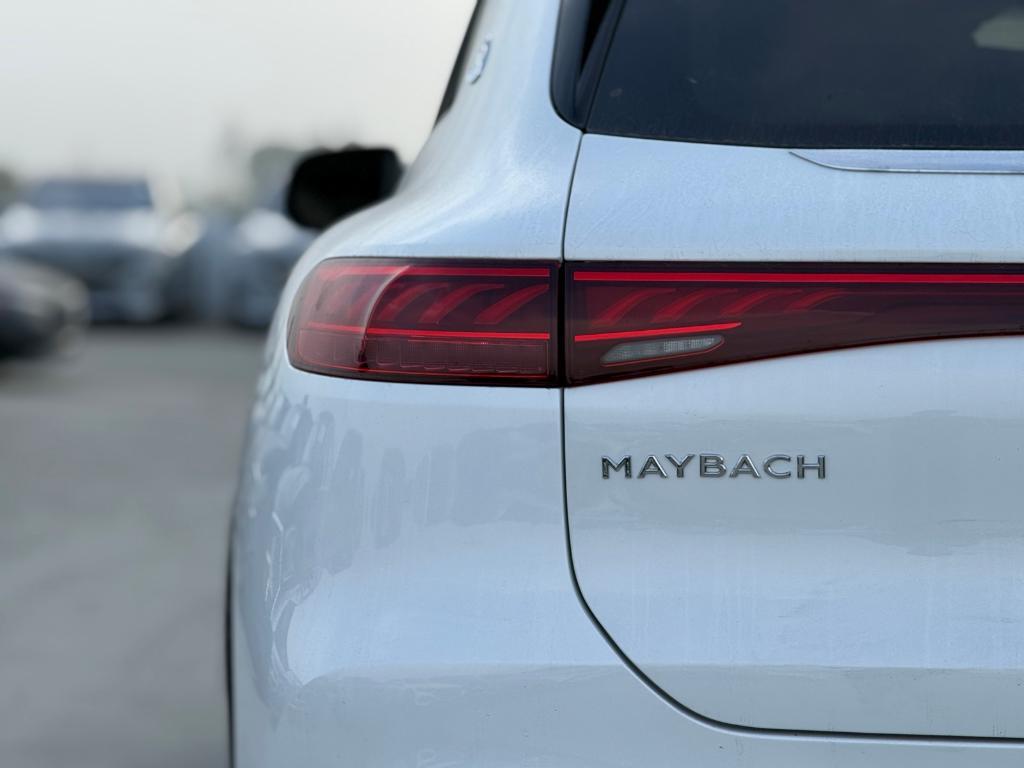 new 2025 Mercedes-Benz Maybach EQS 680 car, priced at $186,000