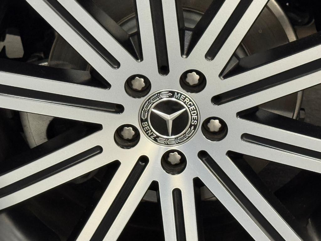 used 2025 Mercedes-Benz GLE 350 car, priced at $59,999