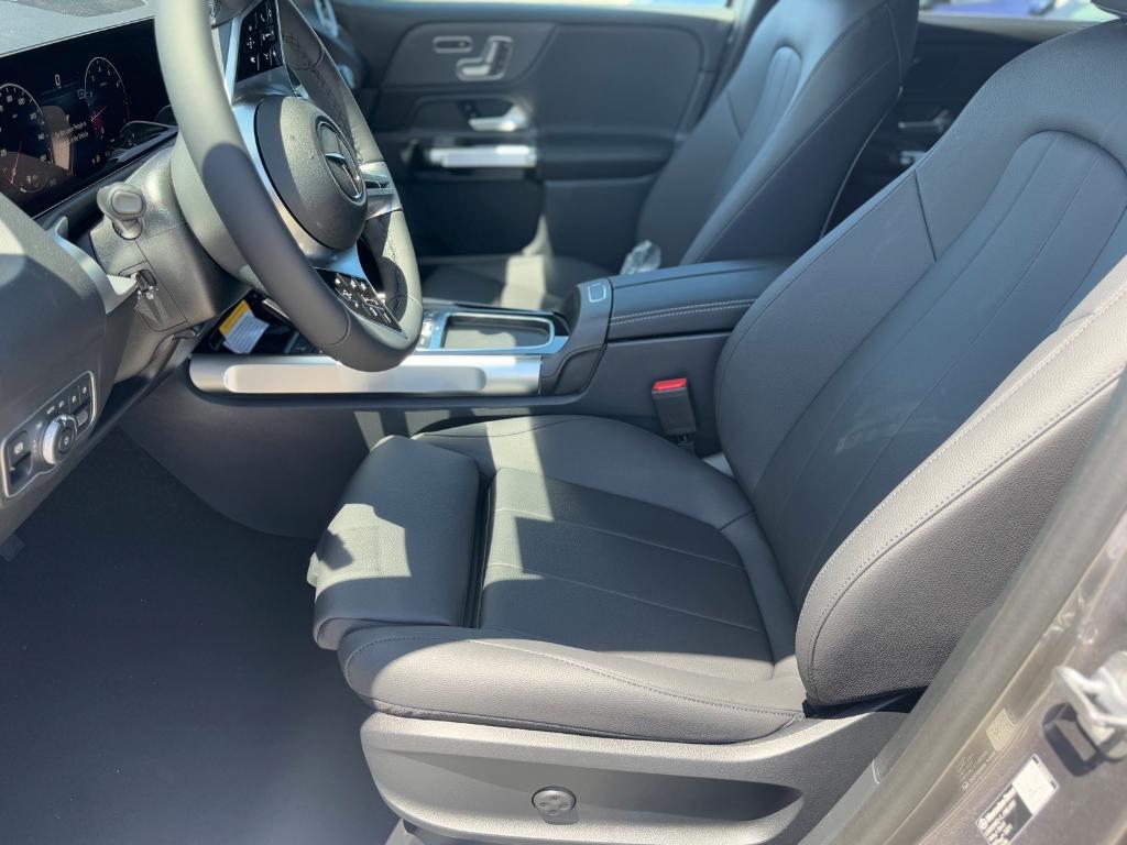 new 2026 Mercedes-Benz GLB 250 car, priced at $50,740