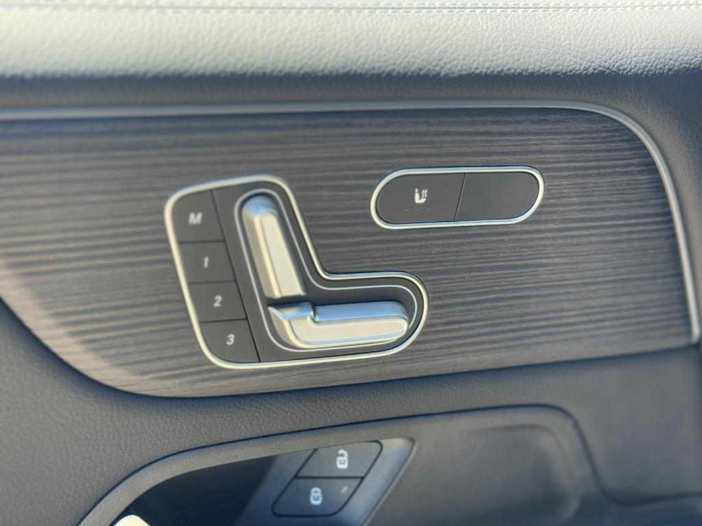 new 2026 Mercedes-Benz GLB 250 car, priced at $50,740