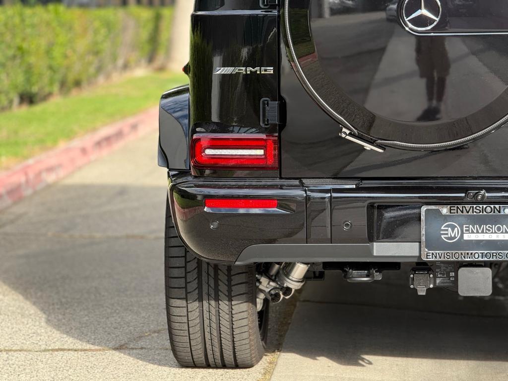 new 2025 Mercedes-Benz AMG G 63 car, priced at $212,165