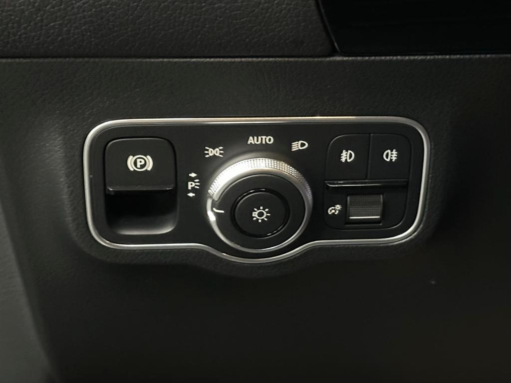 used 2025 Mercedes-Benz GLA 250 car, priced at $37,188