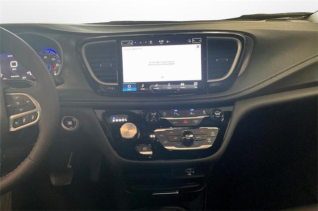 new 2026 Chrysler Pacifica car, priced at $39,745