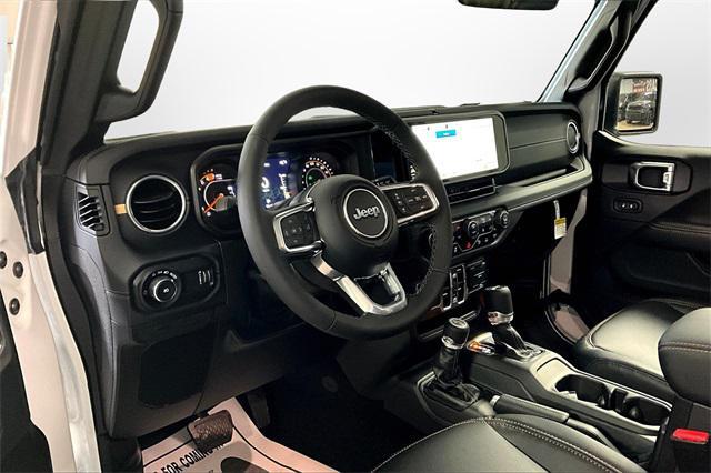 new 2025 Jeep Wrangler car, priced at $52,652