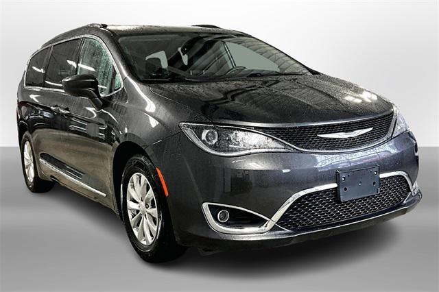 used 2019 Chrysler Pacifica car, priced at $14,800