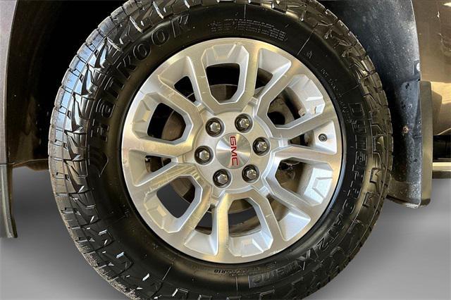 used 2017 GMC Yukon XL car, priced at $22,295