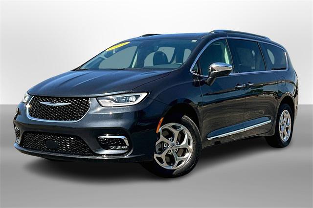 used 2021 Chrysler Pacifica car, priced at $34,500
