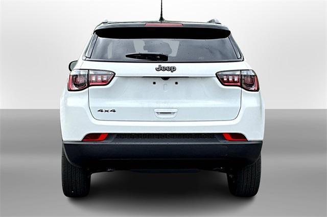 new 2024 Jeep Compass car, priced at $33,195