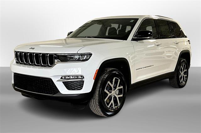 new 2025 Jeep Grand Cherokee car, priced at $46,057