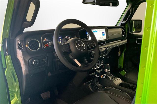 new 2025 Jeep Gladiator car, priced at $53,500