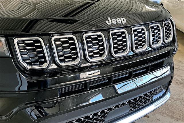 new 2025 Jeep Compass car, priced at $32,105