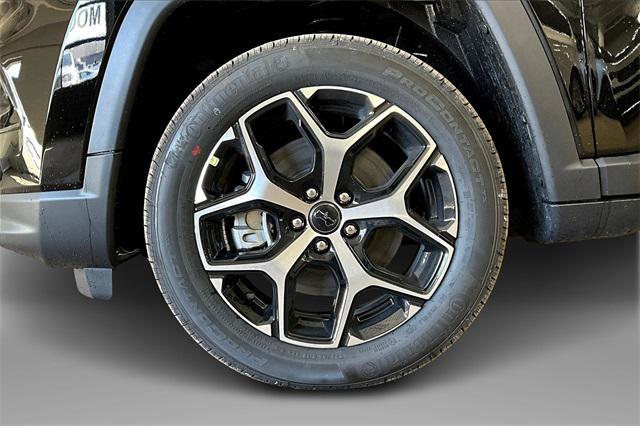 new 2025 Jeep Compass car, priced at $32,105