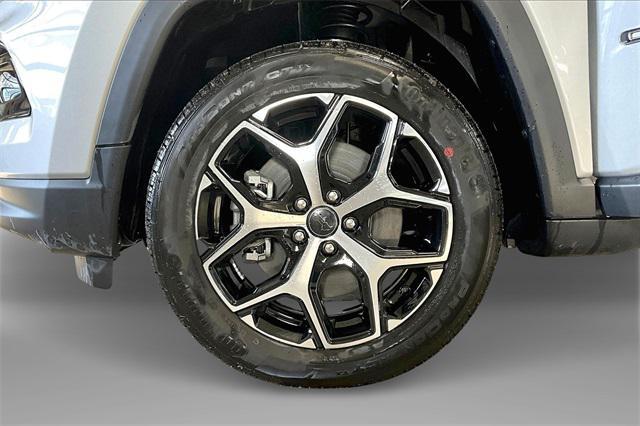 new 2025 Jeep Compass car, priced at $30,513