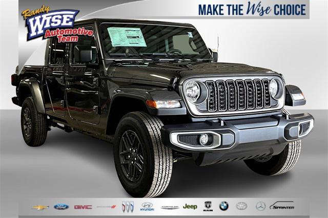 new 2025 Jeep Gladiator car, priced at $43,124