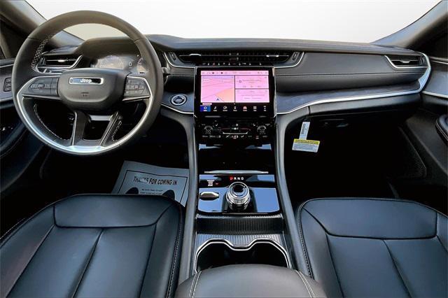 new 2025 Jeep Grand Cherokee car, priced at $41,536
