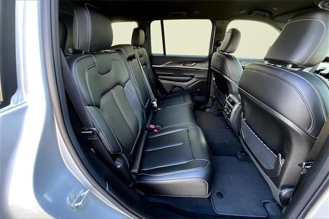 new 2025 Jeep Grand Cherokee car, priced at $41,536