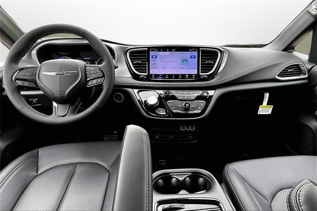 new 2024 Chrysler Pacifica car, priced at $51,337