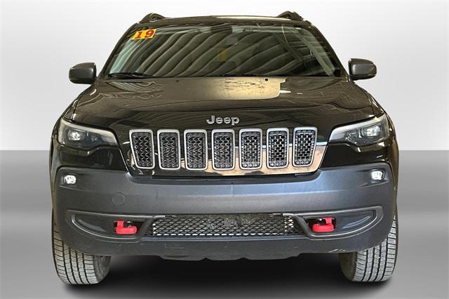 used 2019 Jeep Cherokee car, priced at $16,995