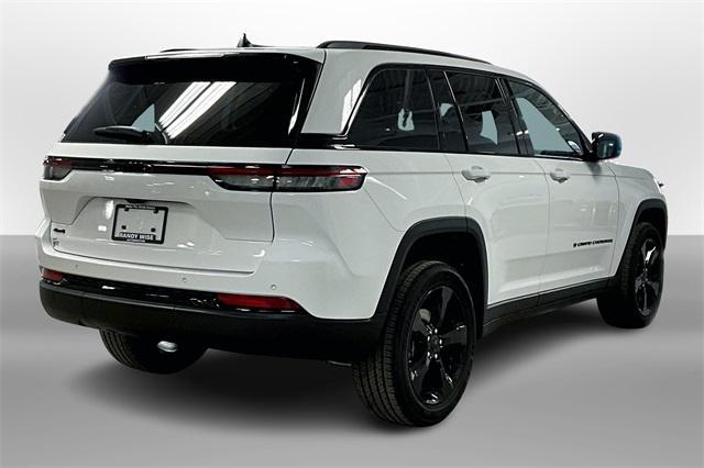 new 2025 Jeep Grand Cherokee car, priced at $44,401