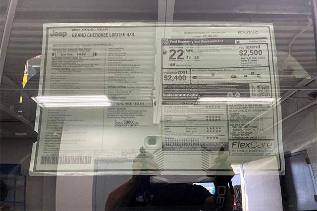 new 2025 Jeep Grand Cherokee car, priced at $44,505