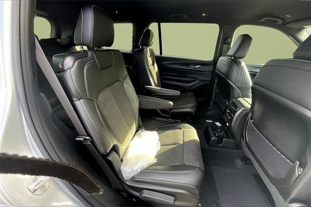 new 2025 Jeep Grand Cherokee L car, priced at $45,057