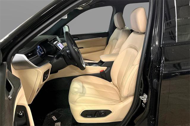 new 2025 Jeep Grand Cherokee L car, priced at $49,295