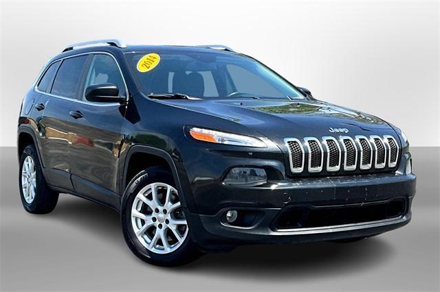 used 2014 Jeep Cherokee car, priced at $10,500